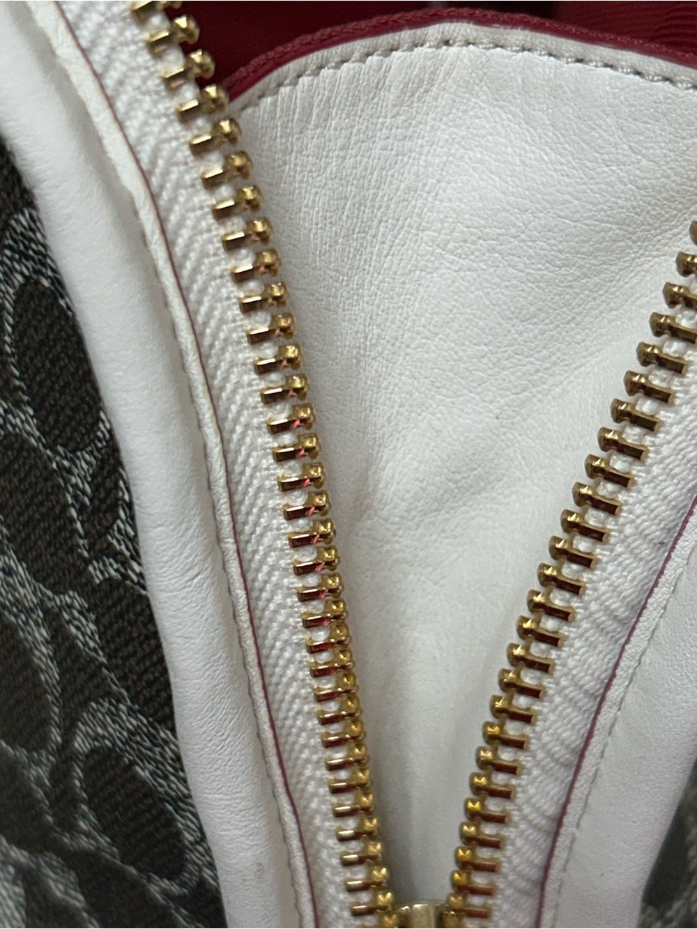 Coach Prince Street Mini Satchel with Chalk White Trim Approx. 15 x 9 x 5 - Picture 14 of 17